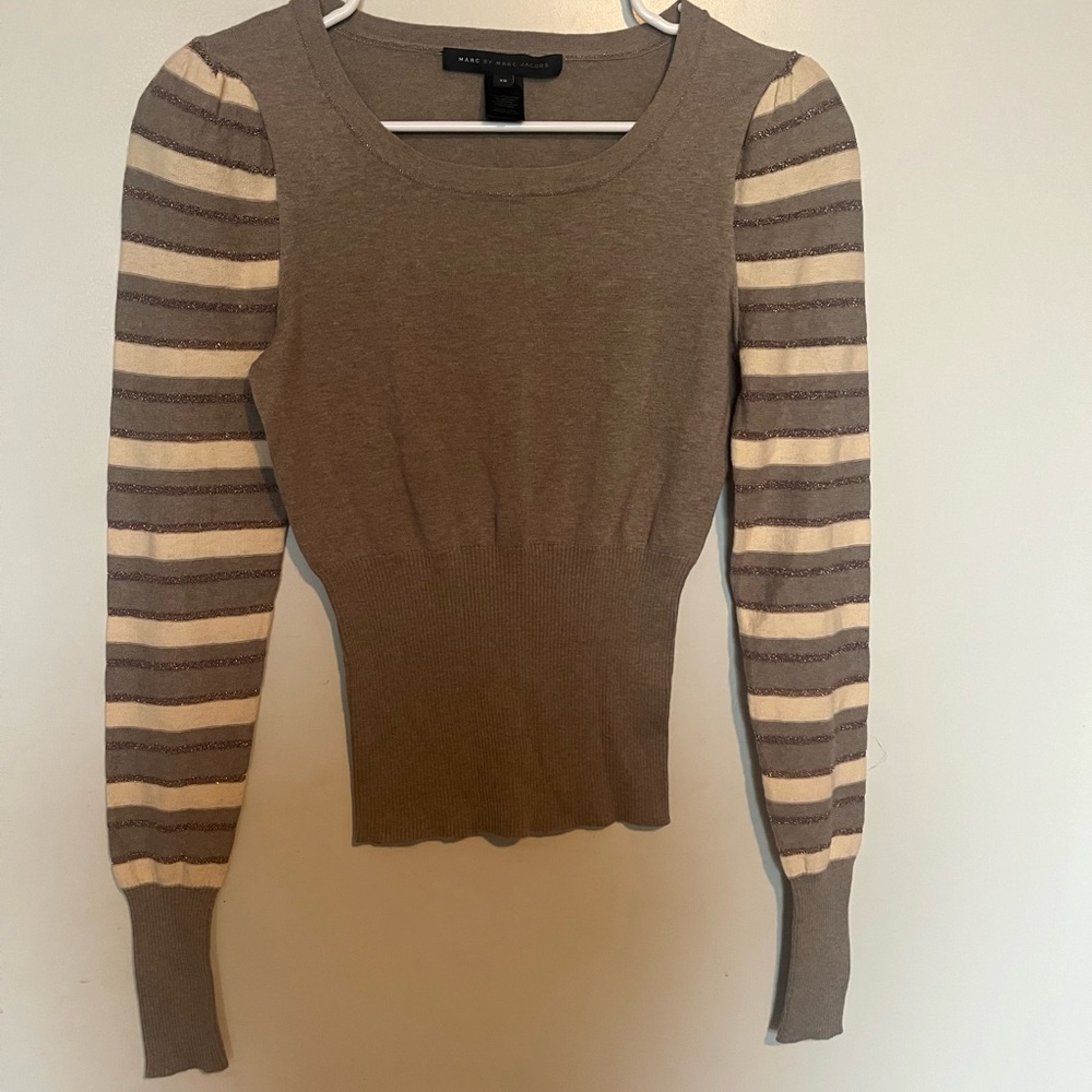 Mark by mark jacobs metallic thread puff sleeve fitted sweater